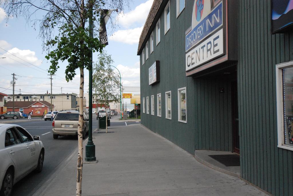 Discovery Inn Yellowknife Exterior foto